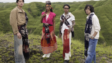 Weird Genius dan Novia Bachmid dalam proyek lagu Your Side bernuansa tradisional Sumba