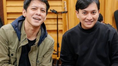 Ariel NOAH mengungkap pernah ditawari menjadi vokalis Yovie & Nuno pada tahun 2001
