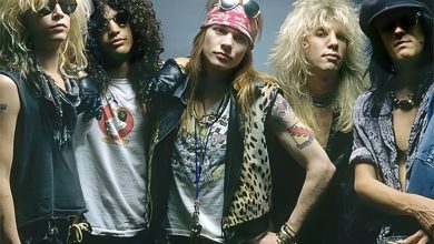 Guns N' Roses diduga akan menggelar konser di Jakarta setelah muncul videotron misterius bertuliskan Welcome to the.