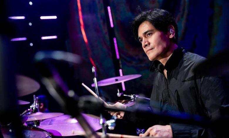 Tyo Nugros dicekal saat hendak berangkat ke Malaysia bersama Dewa 19