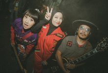 Personel KOTAK berfoto bersama setelah mengumumkan resmi menjadi band independen usai 18 tahun bersama Warner Music Indonesia.