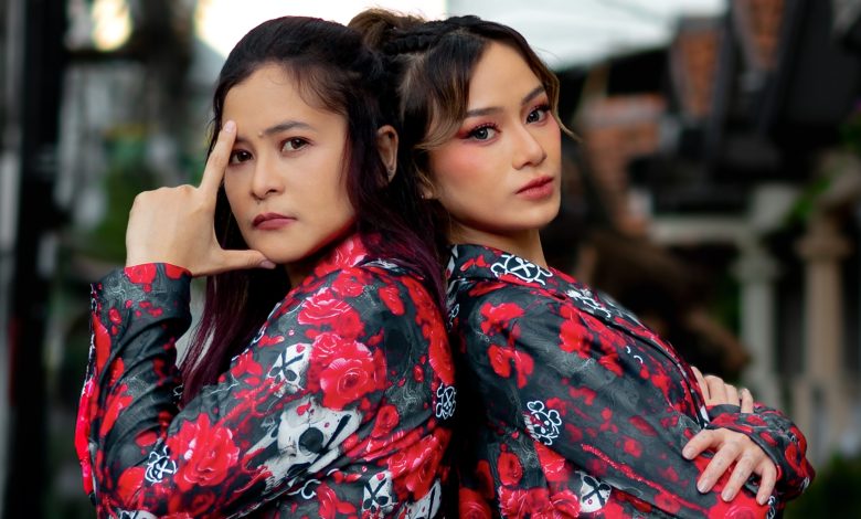 The Virgin saat promosi single terbaru Gila Dangdut dengan konsep rock dangdut