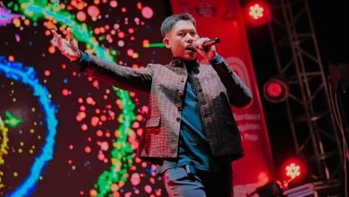Takbir Gibran tampil membawakan lagu bersama Arbai Band dalam promosi single "Takut Kehilangan".